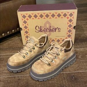 Skechers 7.5 Jammers Say Goodbye shoes